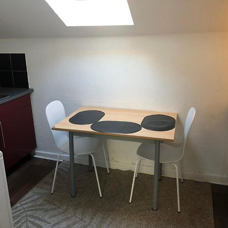 Le Victor Hugo 4 D Et Sa Pizza Offerte Apartment Aurillac Bagian luar foto