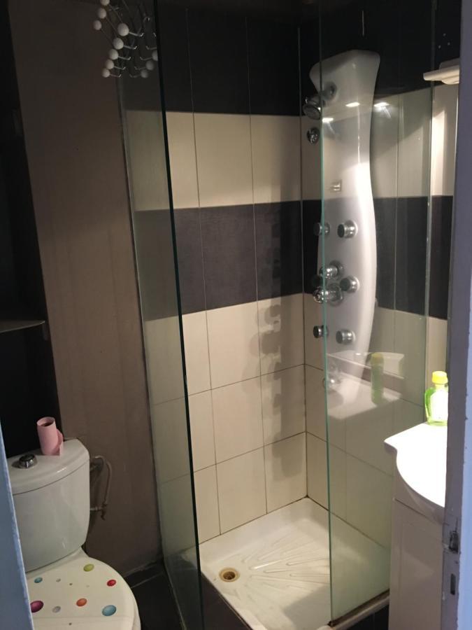 Le Victor Hugo 4 D Et Sa Pizza Offerte Apartment Aurillac Bagian luar foto